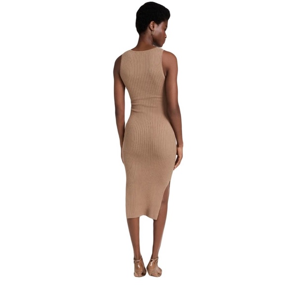 Sleek and simple Good American dress for all occasions. Taupe ribbed-knit. - Picture 4 of 7
